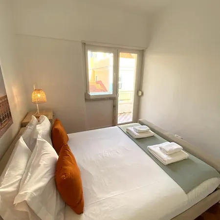 Sunny With A Balcony Apartamento