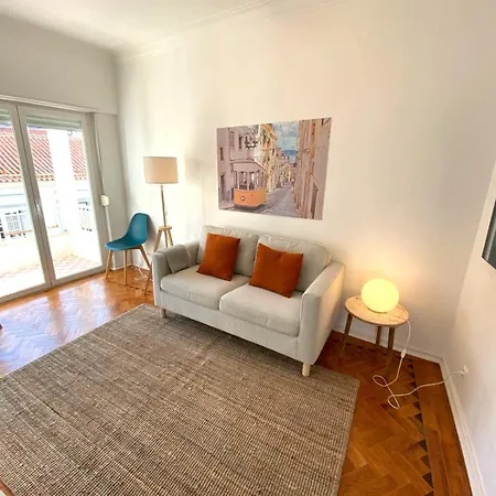 Sunny With A Balcony Lisboa