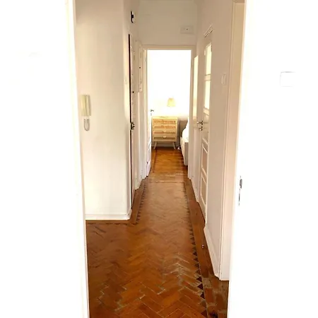 Apartamento Sunny With A Balcony