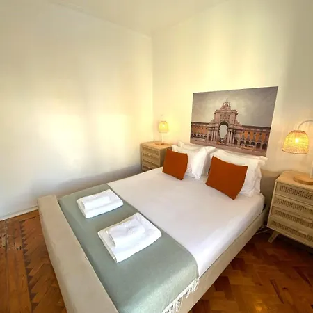 Sunny With A Balcony Lisboa