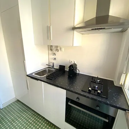 Sunny With A Balcony