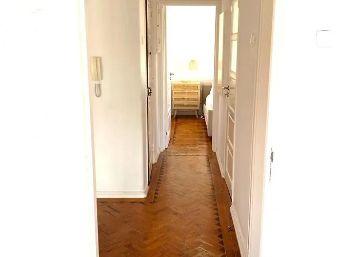 Apartmán Sunny With A Balcony