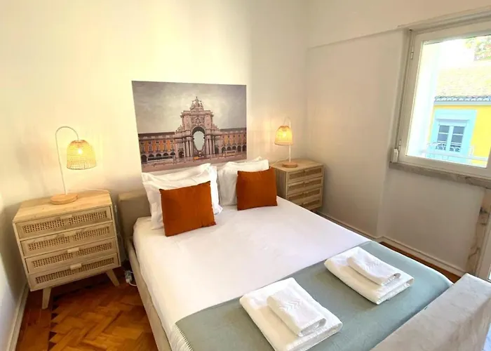 Sunny With A Balcony Apartmán