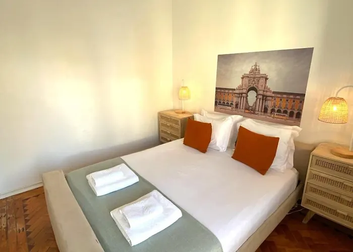 Sunny With A Balcony Lisboa